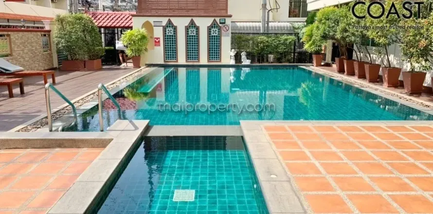 Condominio de 2 dormitorios en Jomtien Beach, Pattaya, Tailandia № 213572