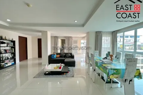 Condominio de 2 dormitorios en Jomtien Beach, Pattaya, Tailandia № 213572 - foto 6