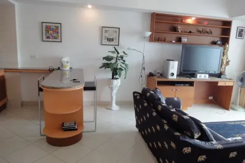 Condominio de 1 dormitorio en Pattaya, Tailandia № 213574 - foto 5