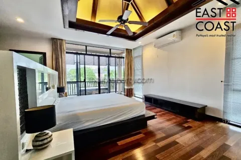 Casa de 3 dormitorios en Pattaya, Tailandia № 213577 - foto 17