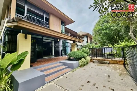 Casa de 3 dormitorios en Pattaya, Tailandia № 213577 - foto 24