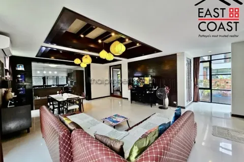 Casa de 3 dormitorios en Pattaya, Tailandia № 213577 - foto 7