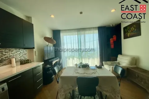 Condominio de 2 dormitorios en Pattaya, Tailandia № 213576 - foto 2