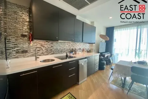 Condominio de 2 dormitorios en Pattaya, Tailandia № 213576 - foto 4
