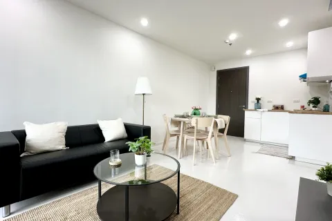 Condo in Watthana, Bangkok, Thailand, 2 bedrooms № 157041 - photo 5