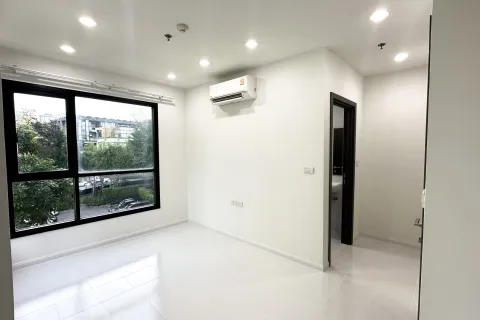 Condo in Watthana, Bangkok, Thailand, 2 bedrooms № 157041 - photo 13