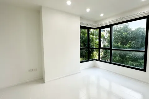 Condo in Watthana, Bangkok, Thailand, 2 bedrooms № 157041 - photo 22