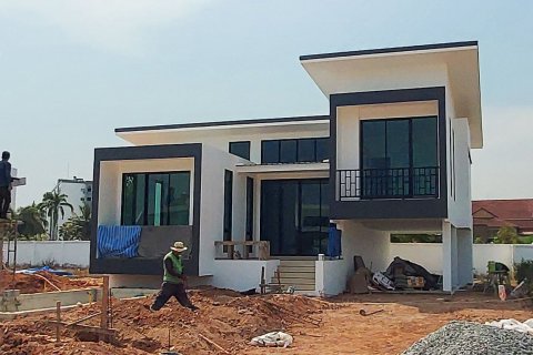 Villa in Klaeng, Thailand 3 bedrooms № 173735 - photo 2