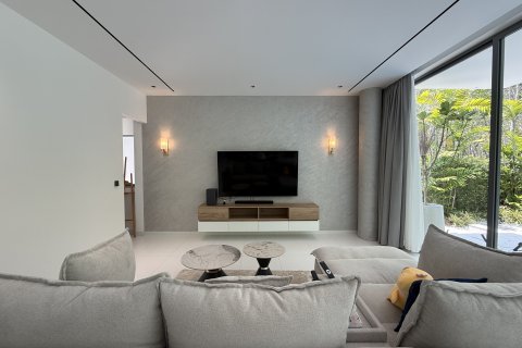 Villa in Phuket, Thailand 4 bedrooms № 173731 - photo 4