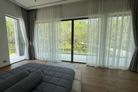 Villa in Phuket, Thailand 4 bedrooms № 173731 - photo 30