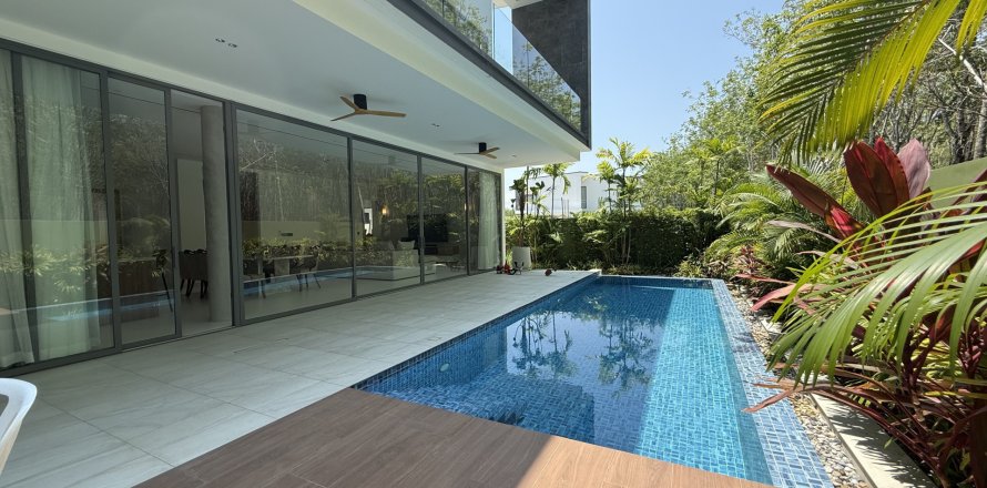 Villa in Phuket, Thailand 4 bedrooms № 173731