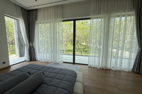 Villa in Phuket, Thailand 4 bedrooms № 173731 - photo 29