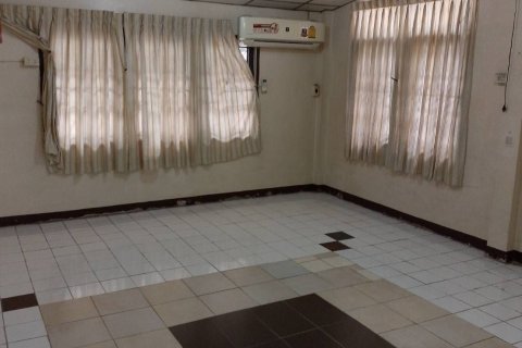 Дом в Бангкоке, Таиланд с 4 спальнями  № 145762 - фото 22