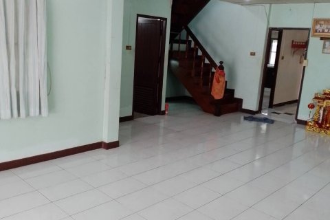 Дом в Бангкоке, Таиланд с 4 спальнями  № 145762 - фото 17