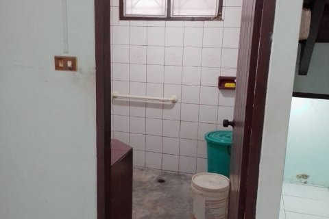 Дом в Бангкоке, Таиланд с 4 спальнями  № 145762 - фото 23