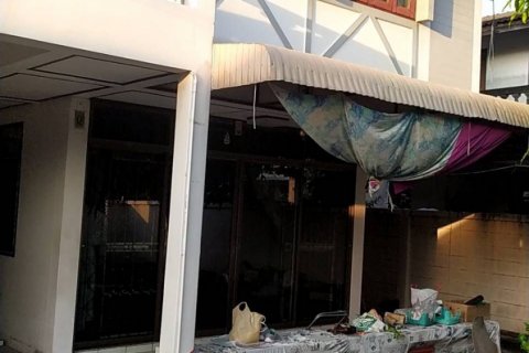 Дом в Бангкоке, Таиланд с 4 спальнями  № 145762 - фото 8