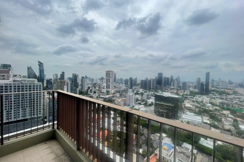 Дуплекс в Клонг Тоэй, Бангкок, Таиланд с 2 спальнями  № 145760 - фото 2