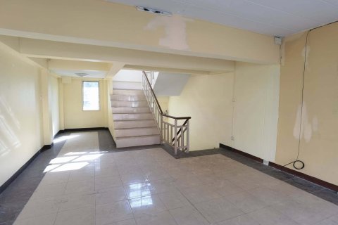 Коммерческая недвижимость в Чиангмае, Таиланд  № 164277 - фото 18