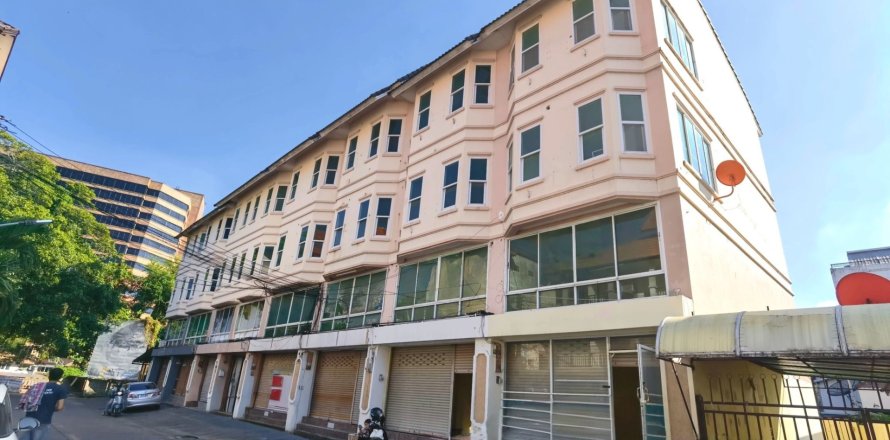 Коммерческая недвижимость в Чиангмае, Таиланд  № 164277