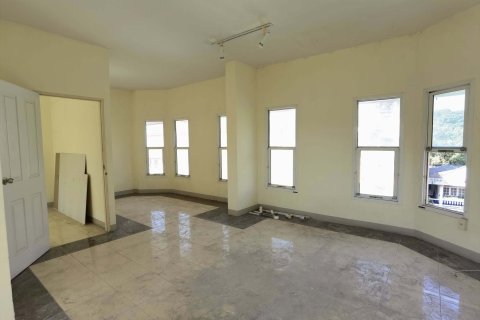 Коммерческая недвижимость в Чиангмае, Таиланд  № 164277 - фото 7