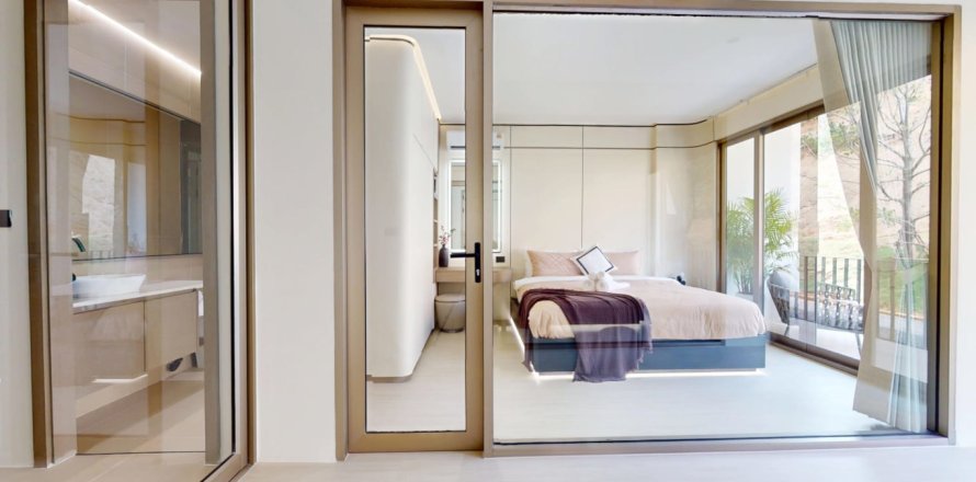 Condo in Karon, Thailand, 2 bedrooms in Ever Prime Residences № 179081