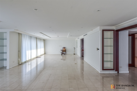 Condo à Bangkok, Thaïlande, 4 chambres № 189772 - photo 6