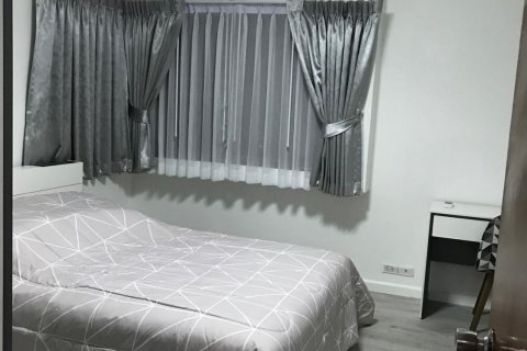 Condo in Watthana, Bangkok, Thailand, 3 bedrooms  № 171966 - photo 13