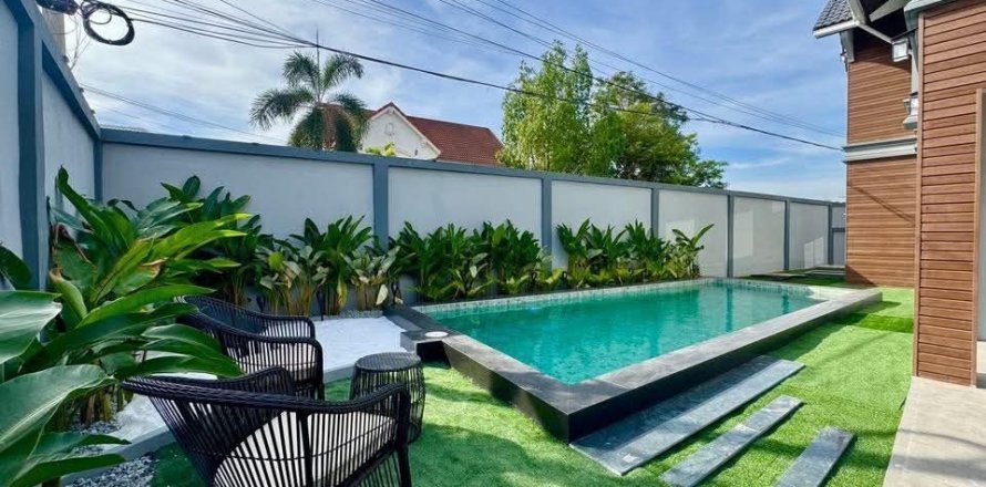 Villa à Pattaya, Thaïlande 5 chambres № 154670