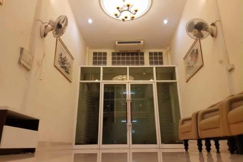 Townhouse à Chom Thong, Bangkok, Thaïlande 2 chambres № 154673 - photo 6
