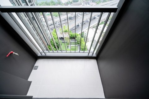 Studio dans le Condo à Pathum Wan, Bangkok, Thaïlande № 154669 - photo 2