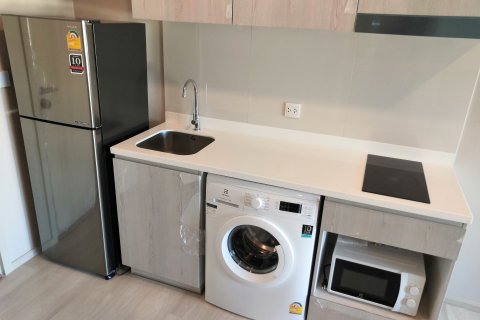 Studio dans le Condo à Pathum Wan, Bangkok, Thaïlande № 154669 - photo 10