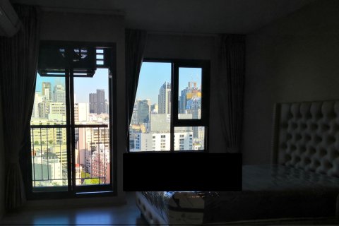 Studio dans le Condo à Pathum Wan, Bangkok, Thaïlande № 154669 - photo 16