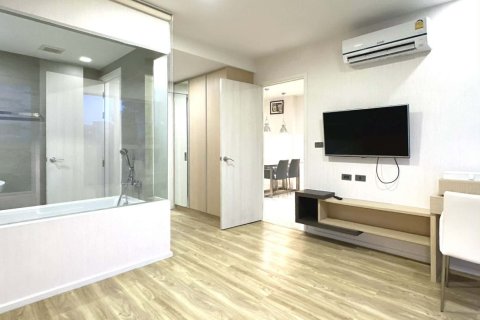 Condo in Chiang Mai, Thailand, 2 bedrooms  № 154671 - photo 1