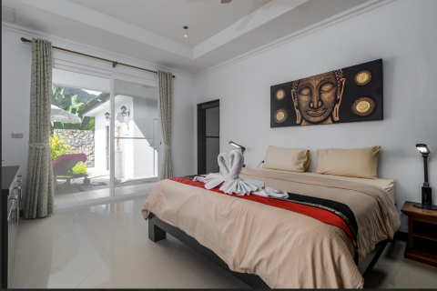 Villa in Phuket, Thailand 2 bedrooms № 170886 - photo 19