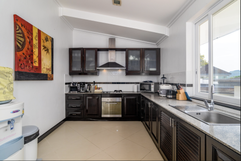 Villa in Phuket, Thailand 2 bedrooms № 170886 - photo 8