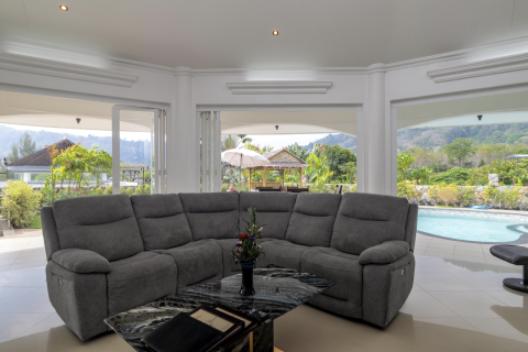 Villa in Phuket, Thailand 2 bedrooms № 170886 - photo 7