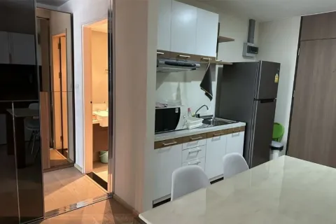 Studio in the Condo in Khlong Toei, Bangkok, Thailand № 170887 - photo 3