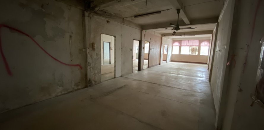Propriété commerciale à Khlong San, Bangkok, Thaïlande № 170888