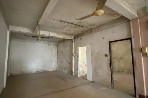 Propriété commerciale à Khlong San, Bangkok, Thaïlande № 170888 - photo 4