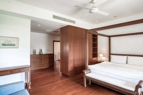 House in Bang Tao, Thailand 4 bedrooms № 36583 - photo 23