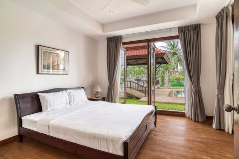 House in Bang Tao, Thailand 4 bedrooms № 36583 - photo 29