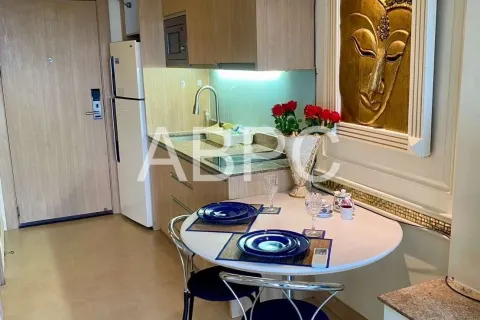 Estudio en el condominio en Pattaya, Tailandia № 210843 - foto 4