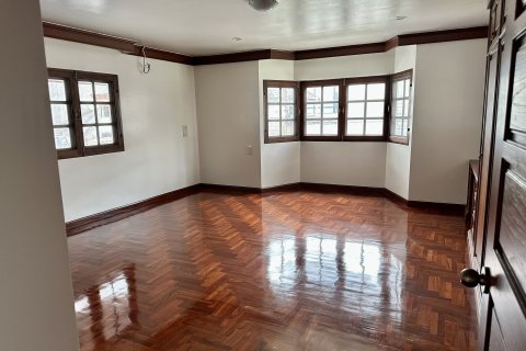 Дом в Хуай Кванге, Бангкок, Таиланд с 3 спальнями  № 144920 - фото 17