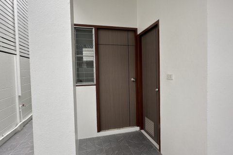 Дом в Хуай Кванге, Бангкок, Таиланд с 3 спальнями  № 144920 - фото 6