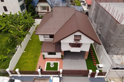 Дом в Хуай Кванге, Бангкок, Таиланд с 3 спальнями  № 144920 - фото 26