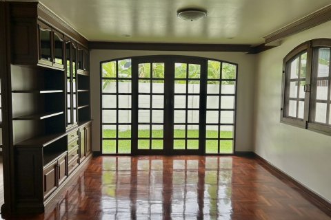 Дом в Хуай Кванге, Бангкок, Таиланд с 3 спальнями  № 144920 - фото 9