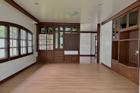 Дом в Хуай Кванге, Бангкок, Таиланд с 3 спальнями  № 144920 - фото 11