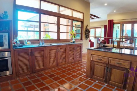 Вилла в Чиангмае, Таиланд с 2 спальнями  № 162640 - фото 11