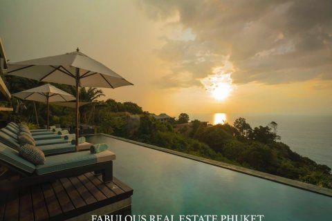 Villa in Kamala, Thailand 6 bedrooms № 179796 - photo 9