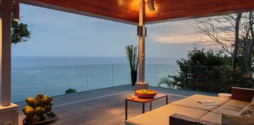 Villa in Kamala, Thailand 5 bedrooms № 179794